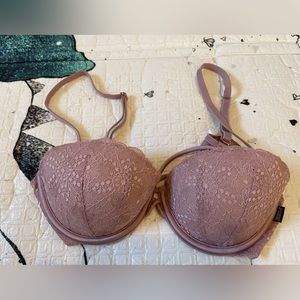 34 B PINK strappy push-up bra